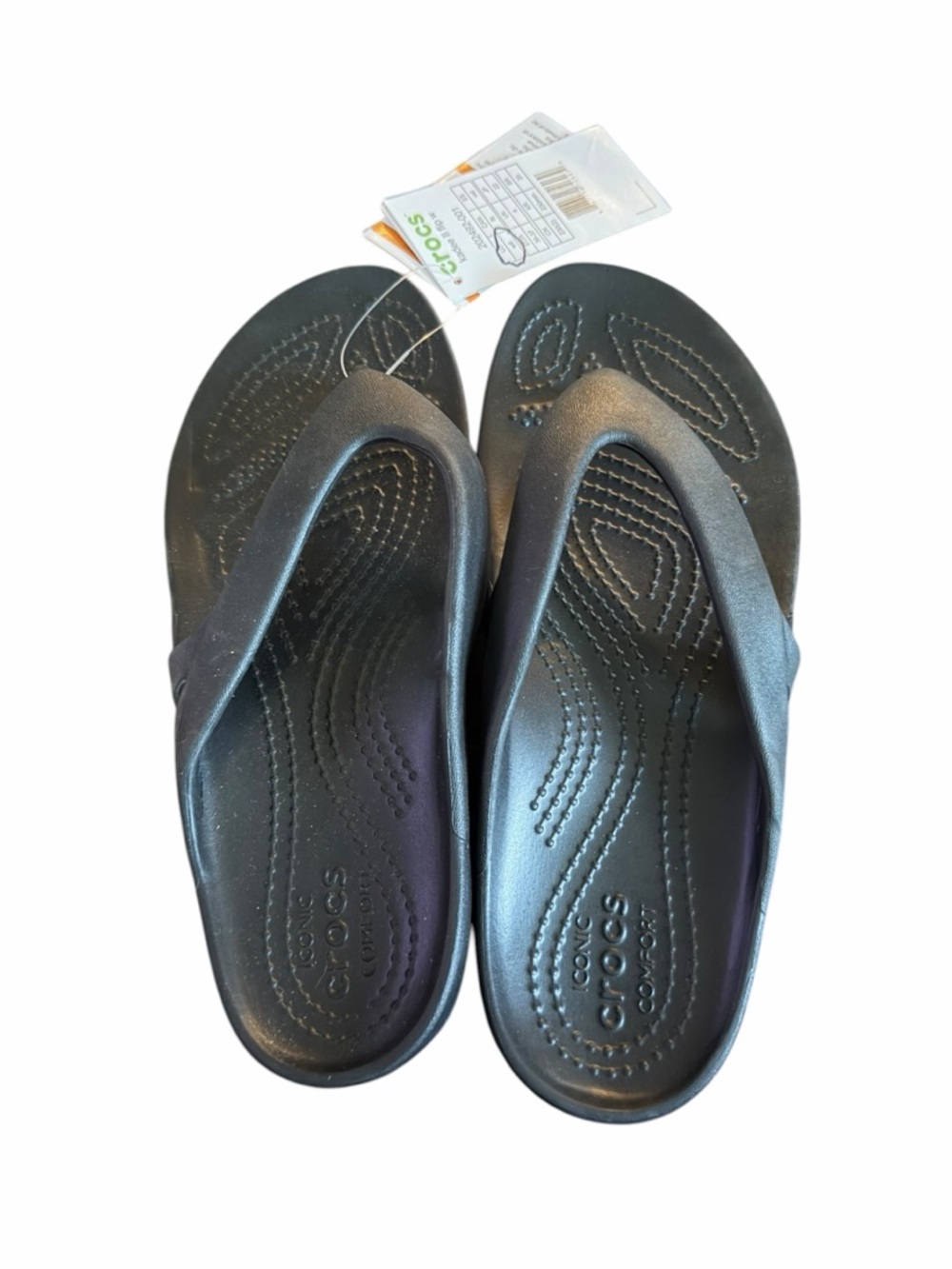 NWT🌺CROCS•Kade II Black Classic Flip Flop Sandals